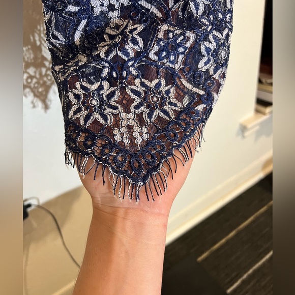 FOXIEDOX DALEYZA OPEN BACK LACE NAVY BLUE MIDI DRESS EUC sz S - Picture 6 of 11